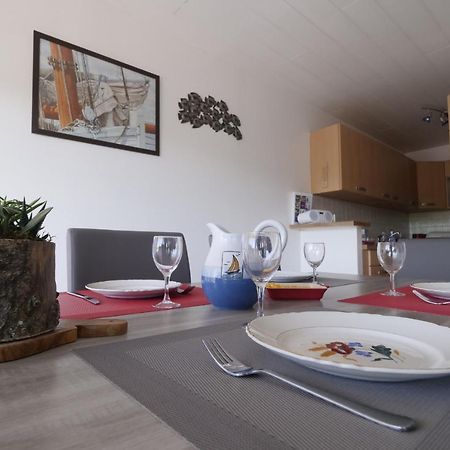 Un appartement sur la marina de St-Gilles Saint Gilles Croix de vie Buitenkant foto