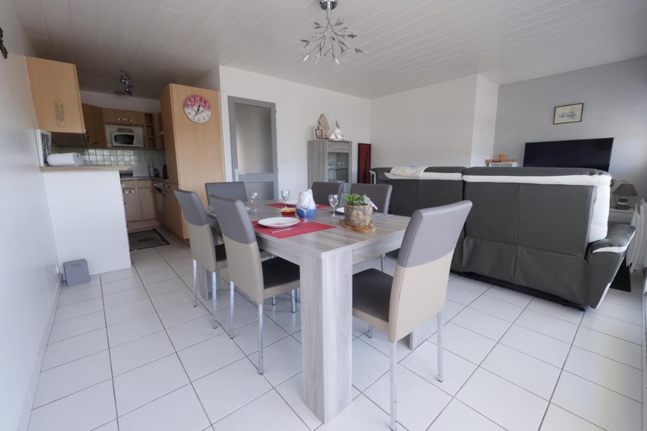 Un appartement sur la marina de St-Gilles Saint Gilles Croix de vie Buitenkant foto