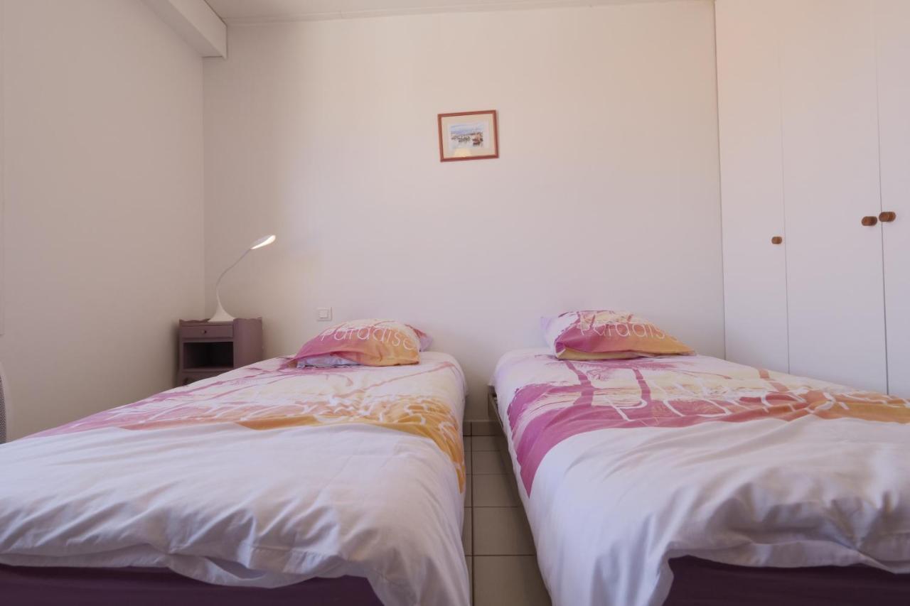 Un appartement sur la marina de St-Gilles Saint Gilles Croix de vie Buitenkant foto