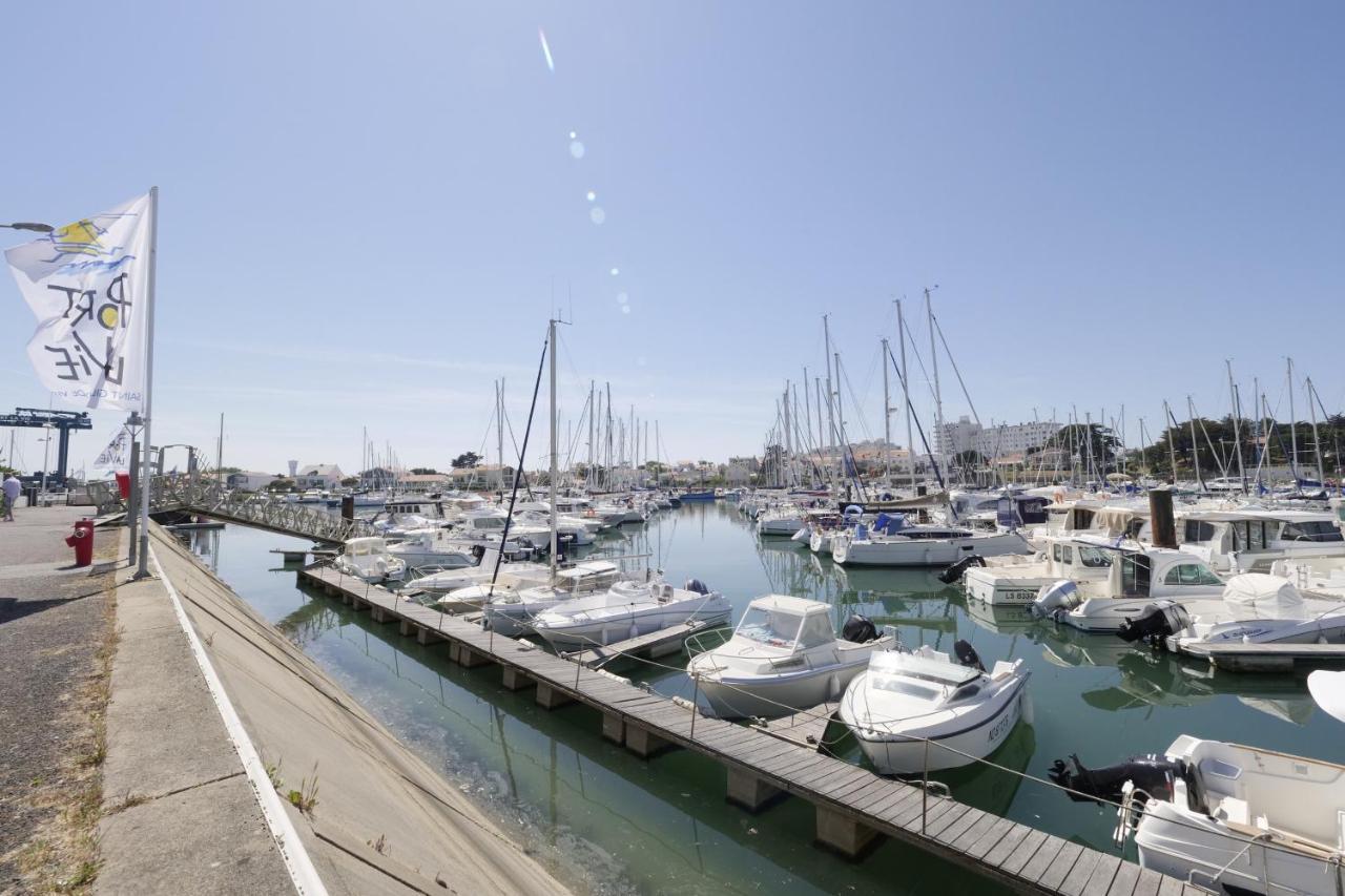 Un appartement sur la marina de St-Gilles Saint Gilles Croix de vie Buitenkant foto