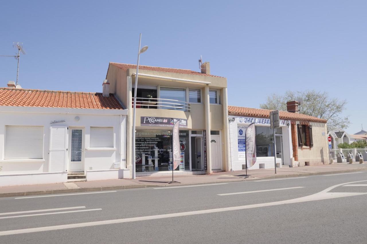 Un appartement sur la marina de St-Gilles Saint Gilles Croix de vie Buitenkant foto